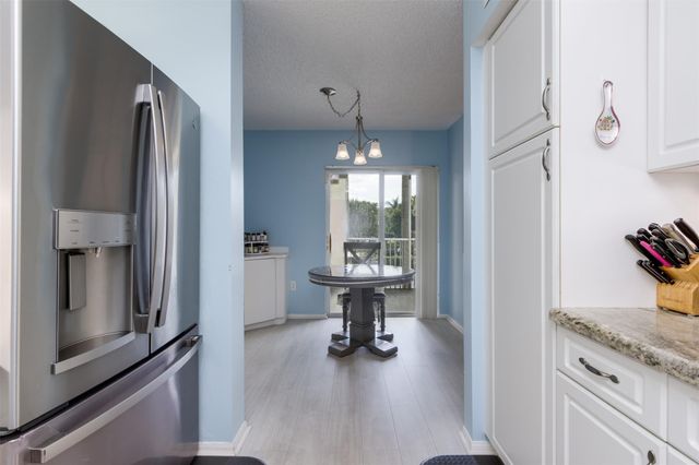 9539 W Weldon Circle F-201, Tamarac, FL 33321