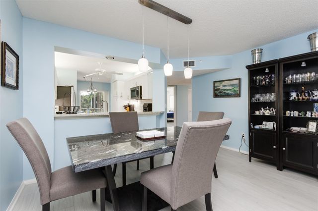 9539 W Weldon Circle F-201, Tamarac, FL 33321