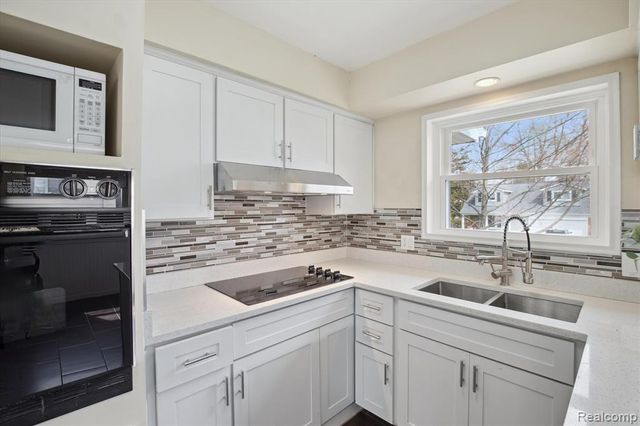 2728 Yost Boulevard, Ann Arbor, MI 48104