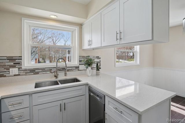 2728 Yost Boulevard, Ann Arbor, MI 48104