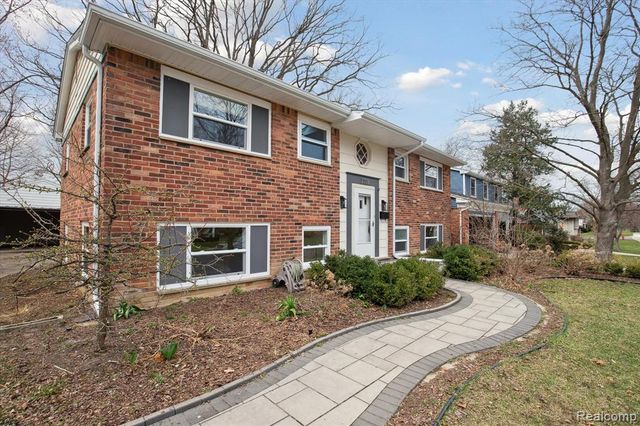 2728 Yost Boulevard, Ann Arbor, MI 48104