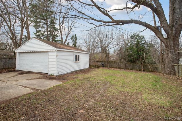 2728 Yost Boulevard, Ann Arbor, MI 48104