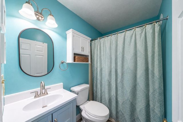 100 Merrimack Ave 132, Dracut, MA 01826