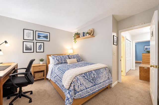 100 Merrimack Ave 132, Dracut, MA 01826
