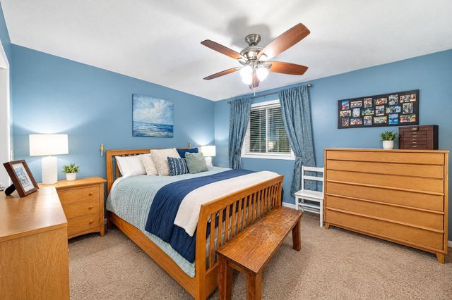 100 Merrimack Ave 132, Dracut, MA 01826