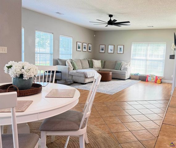 2004 Melrose Place, Kathleen, GA 31047