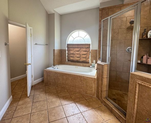 2004 Melrose Place, Kathleen, GA 31047