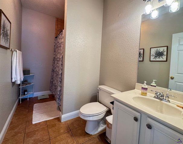 2004 Melrose Place, Kathleen, GA 31047