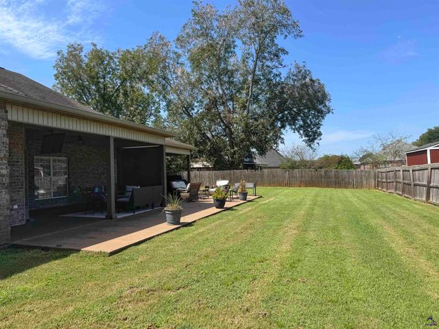 2004 Melrose Place, Kathleen, GA 31047