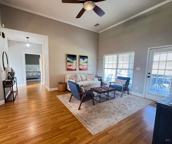 2004 Melrose Place, Kathleen, GA 31047