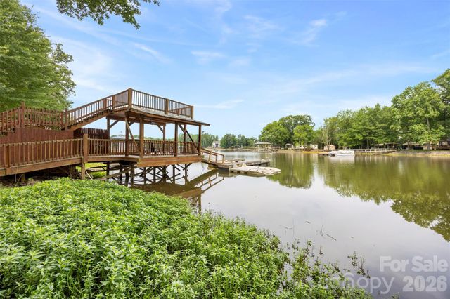 5555 Riverfront Road, Lake Wylie, SC 29710