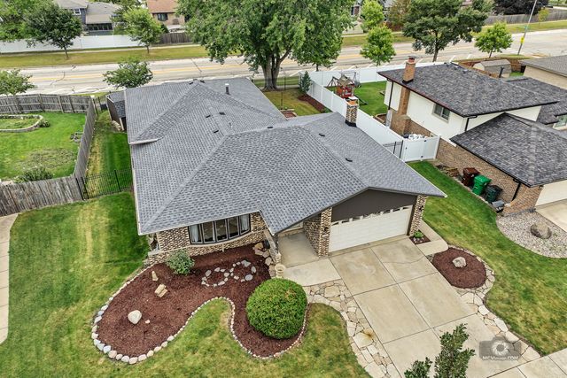 17325 Locust Avenue, Tinley Park, IL 60487