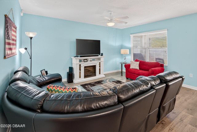 113 Fishermans Cove Drive, Edgewater, FL 32141