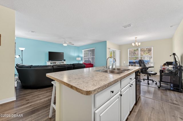 113 Fishermans Cove Drive, Edgewater, FL 32141