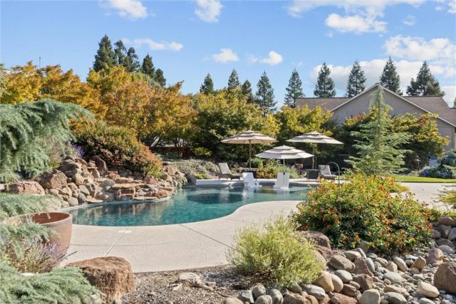13966 Carriage Estates Way, Chico, CA 95973