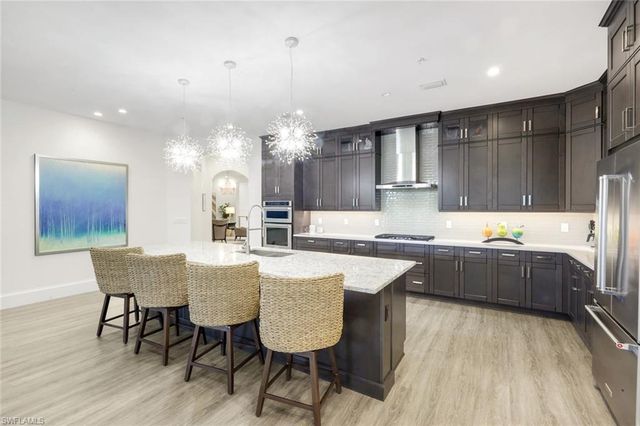 16358 Corsica WAY 201, Naples, FL 34110