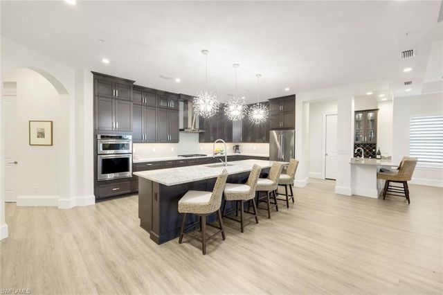 16358 Corsica WAY 201, Naples, FL 34110