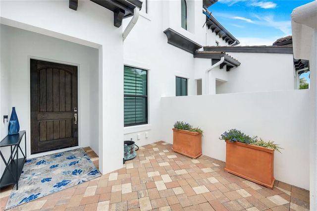 16358 Corsica WAY 201, Naples, FL 34110