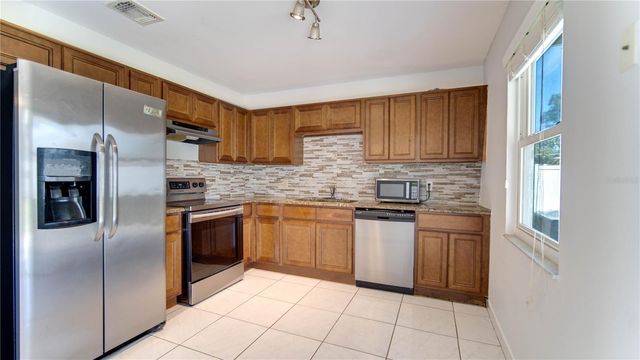 637 MESILLA DRIVE, Kissimmee, FL 34758