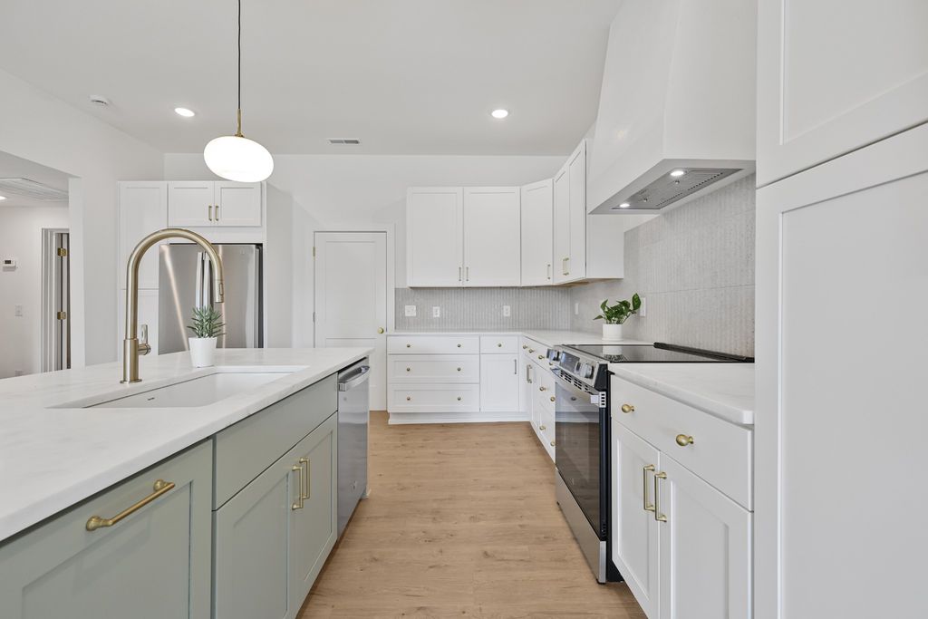 100 Maury St, Nashville, TN 37210