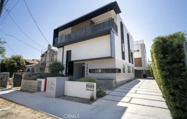 1943 Carmen 1945, Los Angeles, CA 90068