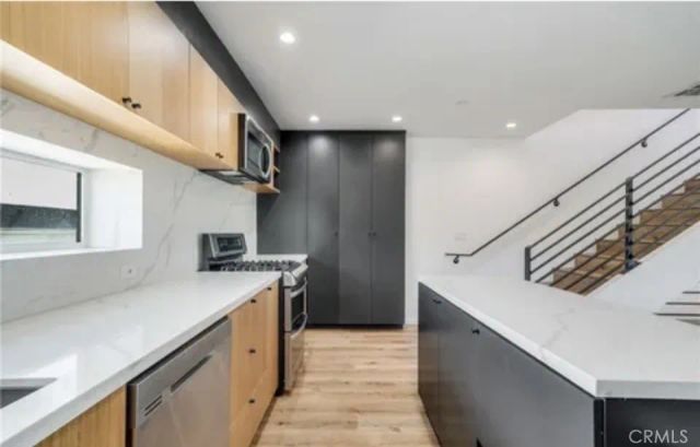 1943 Carmen 1945, Los Angeles, CA 90068