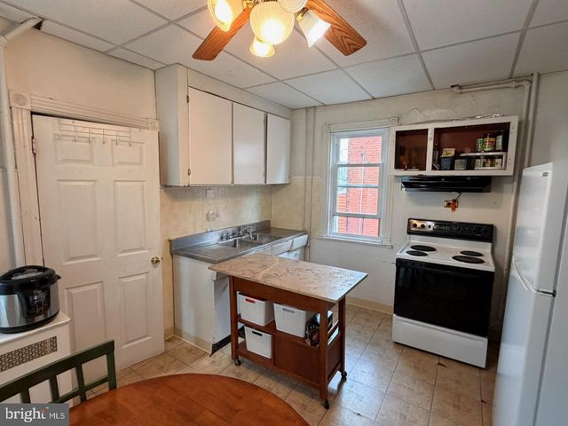 146 S 5TH AVE, Coatesville, PA 19320
