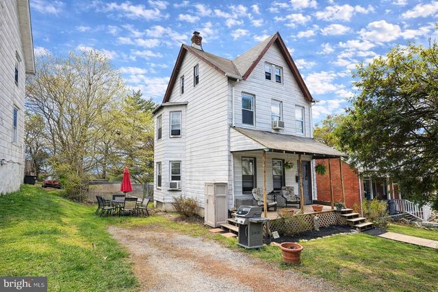 146 S 5TH AVE, Coatesville, PA 19320