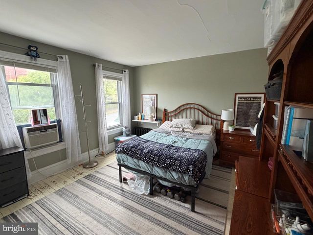 146 S 5TH AVE, Coatesville, PA 19320