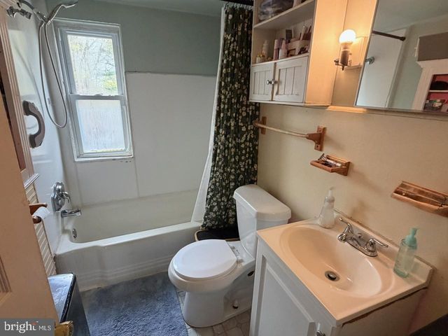 146 S 5TH AVE, Coatesville, PA 19320