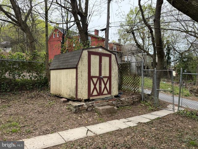 146 S 5TH AVE, Coatesville, PA 19320
