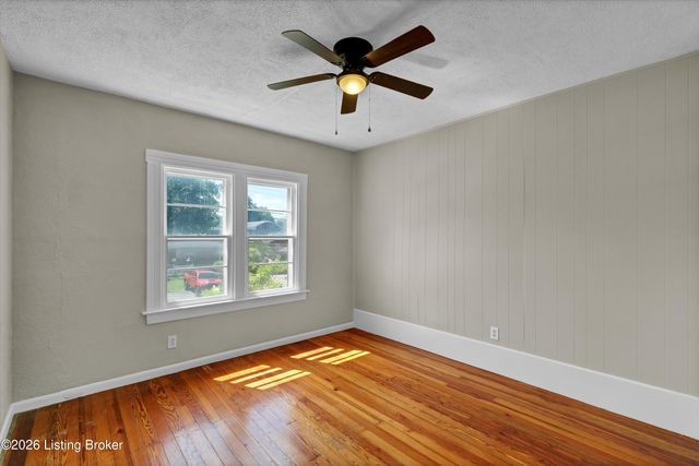 2903 Lindsay Ave, Louisville, KY 40206
