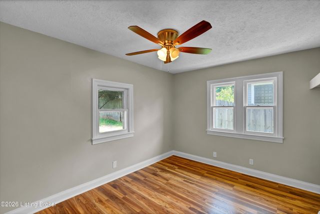 2903 Lindsay Ave, Louisville, KY 40206