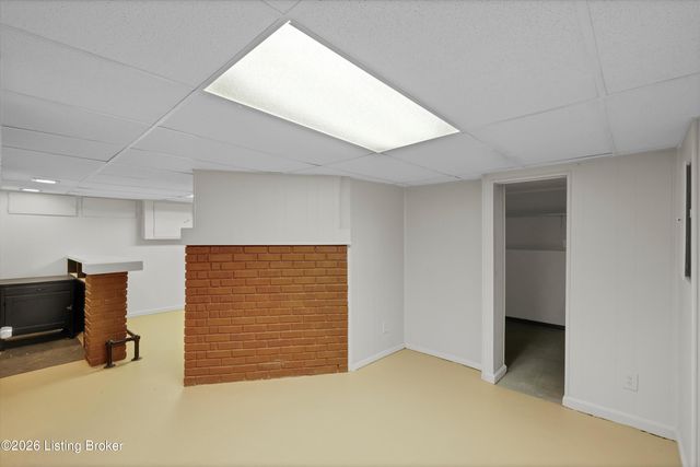 2903 Lindsay Ave, Louisville, KY 40206