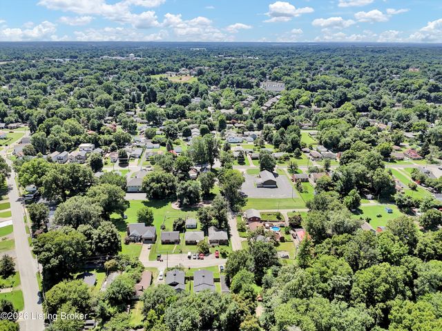 2903 Lindsay Ave, Louisville, KY 40206
