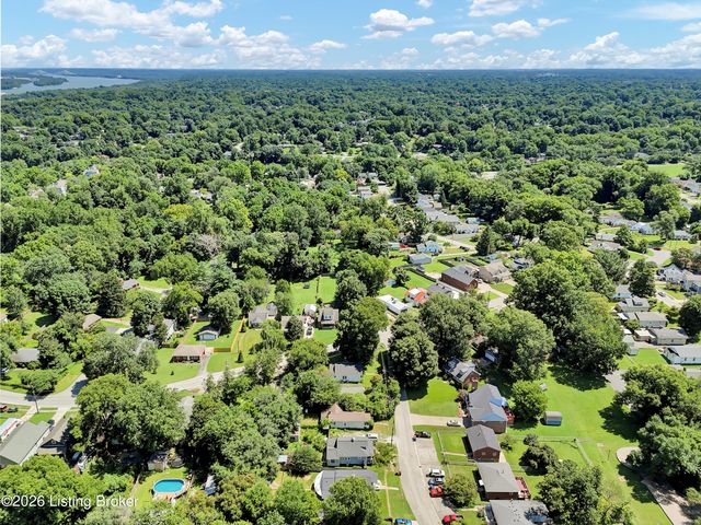 2903 Lindsay Ave, Louisville, KY 40206