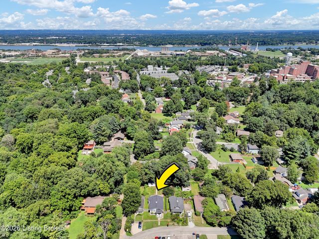 2903 Lindsay Ave, Louisville, KY 40206