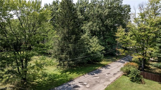 S Meridian Road, Youngstown, OH 44511