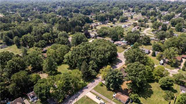 S Meridian Road, Youngstown, OH 44511