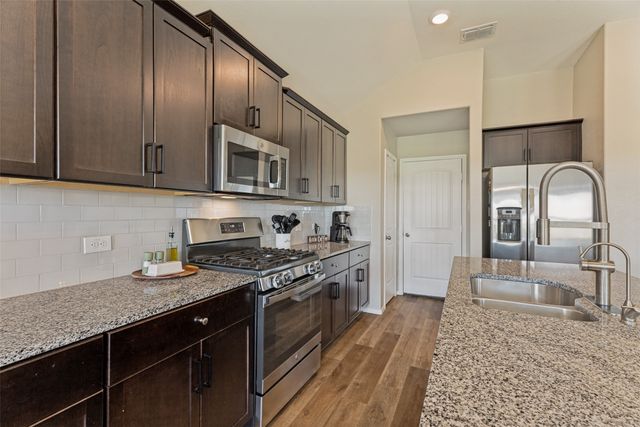 14424 Leadrope Circle, Fort Worth, TX 76052