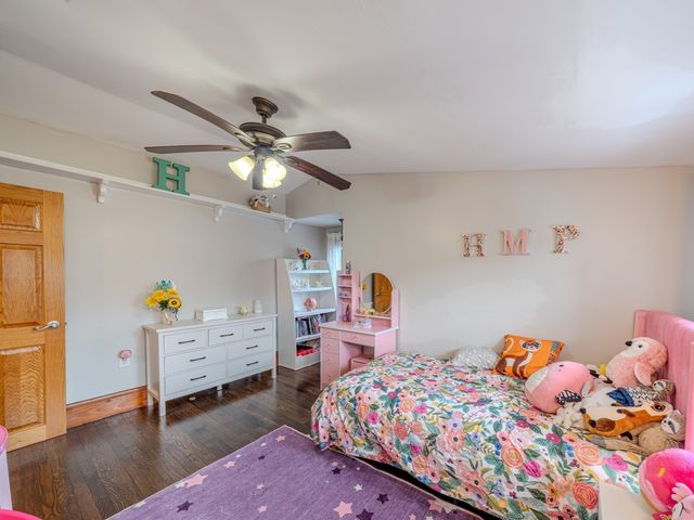 23 Henry St, Saugus, MA 01906