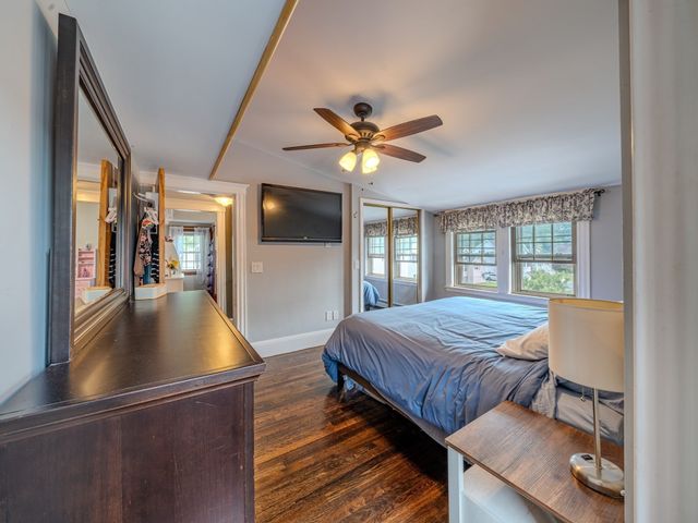 23 Henry St, Saugus, MA 01906