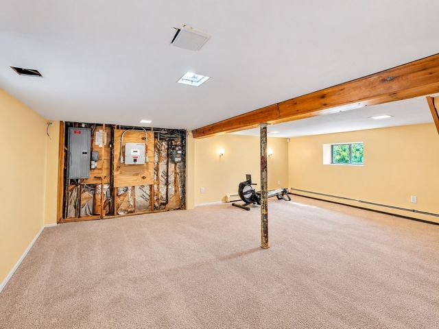 23 Henry St, Saugus, MA 01906