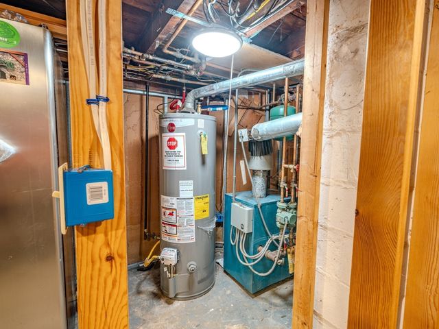 23 Henry St, Saugus, MA 01906