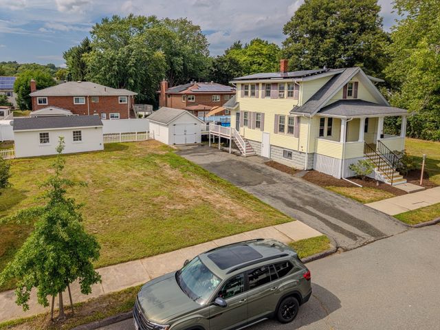 23 Henry St, Saugus, MA 01906