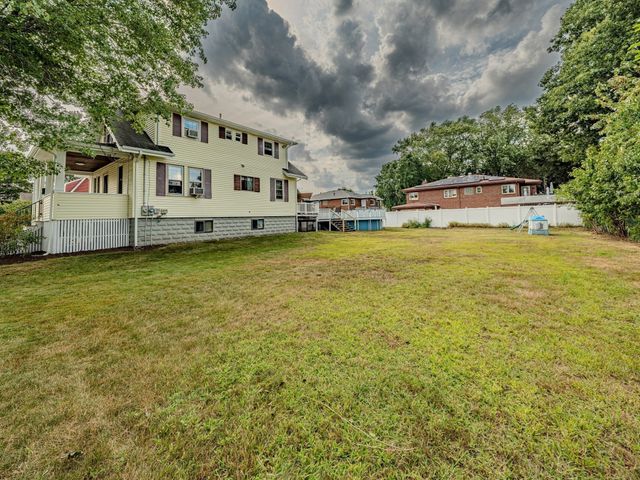 23 Henry St, Saugus, MA 01906