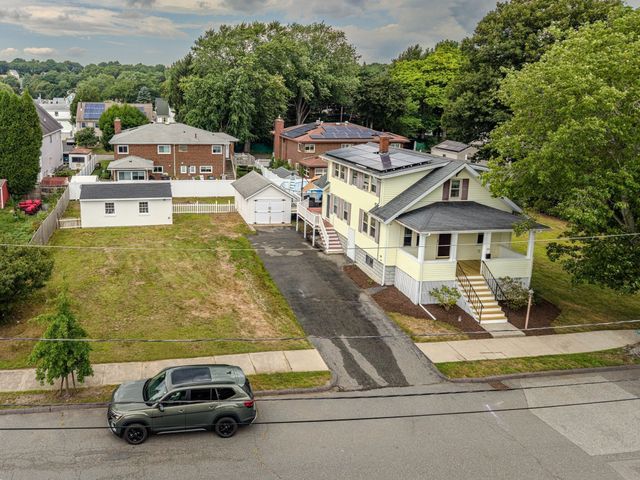 23 Henry St, Saugus, MA 01906