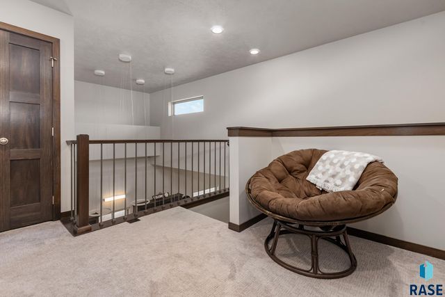 7216 E 45th St Street, Sioux Falls, SD 57110