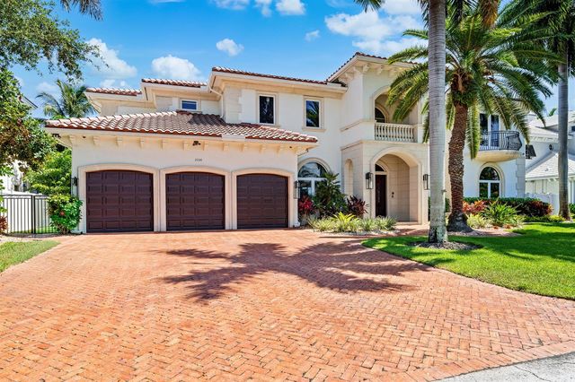 2320 NE 34th Court, Lighthouse Point, FL 33064