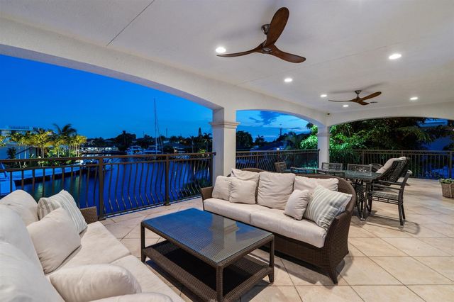 2320 NE 34th Court, Lighthouse Point, FL 33064